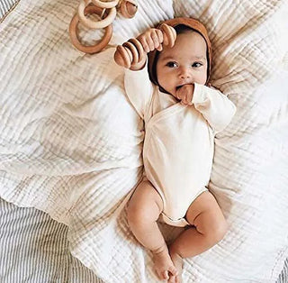 Dressing Tiny Humans, Gently: A Guide to Sustainable Baby Clothing